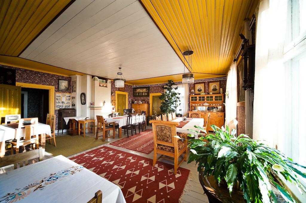 Hotel Maentylaen Tila Närvijoki Esterno foto